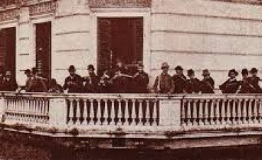Los radicales y la democracia o la democracia radical. 