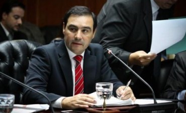 Un Vice con ADN Peronista para Gustavo Vald&eacute;s.
