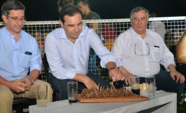 El valor de las fiestas aut&oacute;ctonas, de cada localidad, de lo que hacen o producen. (O pensar lo tur&iacute;stico). 