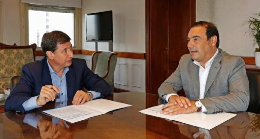 Vald&eacute;s y Daniel Arroyo, acuerdo para que la tarjeta Alimentar llegue a 52.458 familias en la provincia de Corrientes