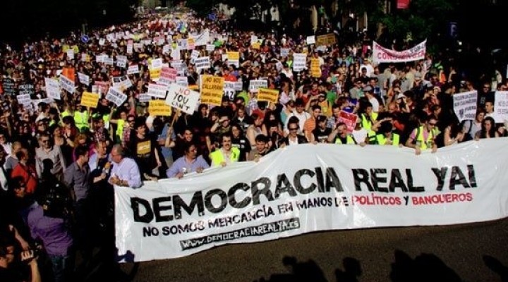 La revoluci&oacute;n divertida: tomar la calle.