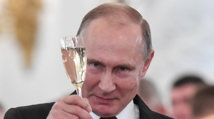 Vladimir Putin gan&oacute; a lo Gildo Insfr&aacute;n.