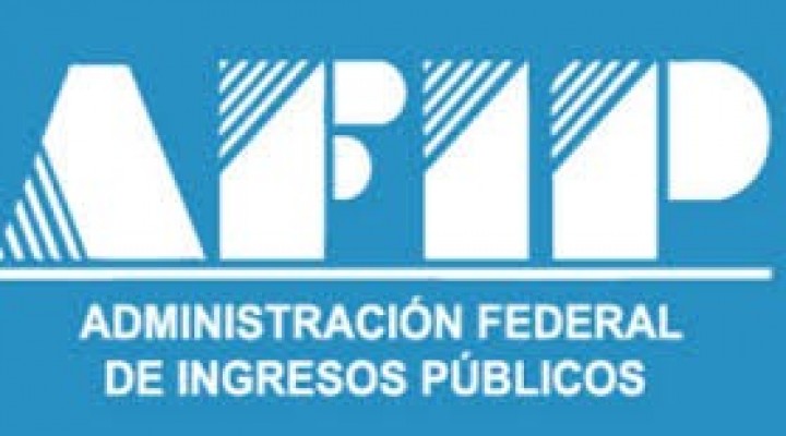 Desde ma&ntilde;ana comercios y profesionales deber&aacute;n aceptar tarjetas de d&eacute;bito.