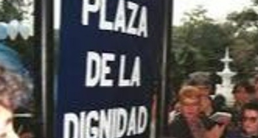 Del cerco al circo medi&aacute;tico.