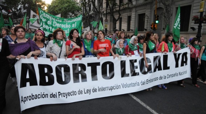 Comienza el debate sobre el aborto en el Congreso.