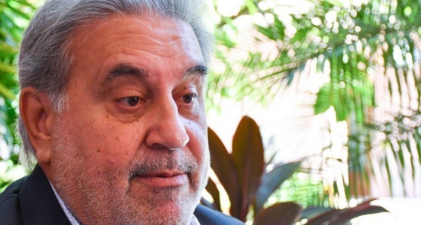 En la rep&uacute;blica de los brutos, gobierna el estulto.