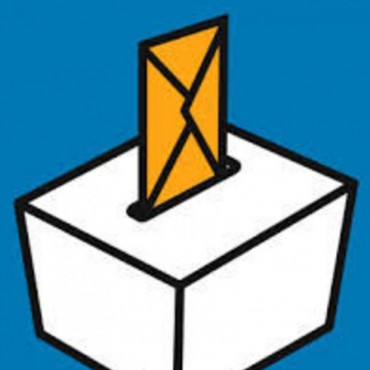 Centro de Estudios llama a cuidar la democracia.
