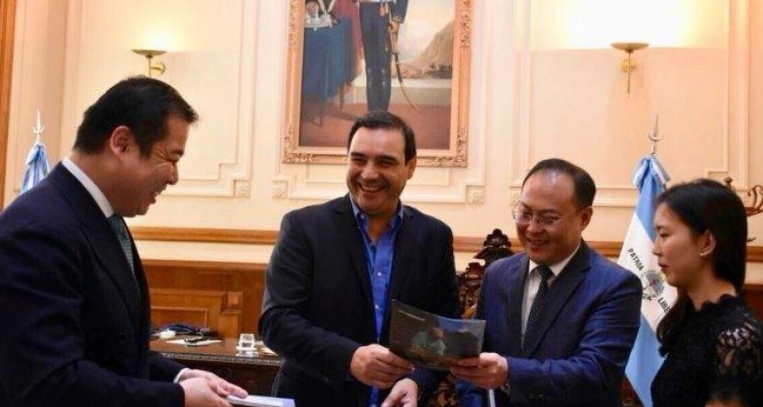 En medio de la  guerra comercial entre EE UU y China, Vald&eacute;s lleva a Corrientes a la contienda. 