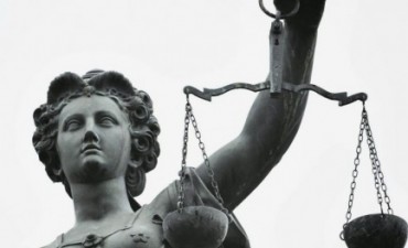 El imperativo categ&oacute;rico de la obediencia medi&aacute;tica