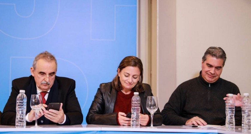 Capitanich tras la cumbre del PJ: &ldquo;Tenemos una estrategia para defender a Cristina en todo el pa&iacute;s&rdquo;