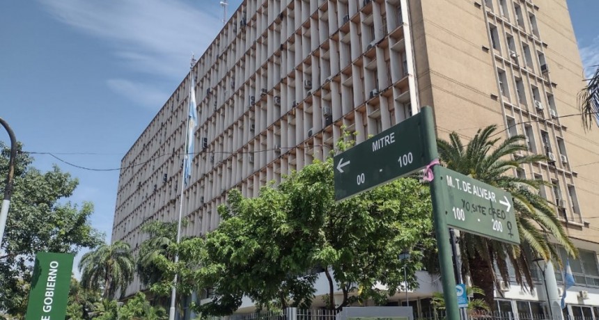 Zdero firm&oacute; una reducci&oacute;n del 30% en los vi&aacute;ticos para empleados p&uacute;blicos: rige desde hoy