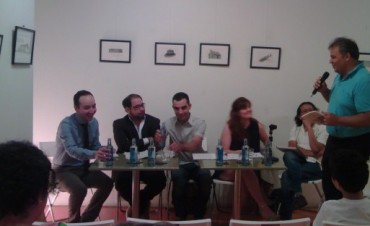 Exitosa presentaci&oacute;n de &ldquo;La democracia incierta&rdquo; en Madrid.