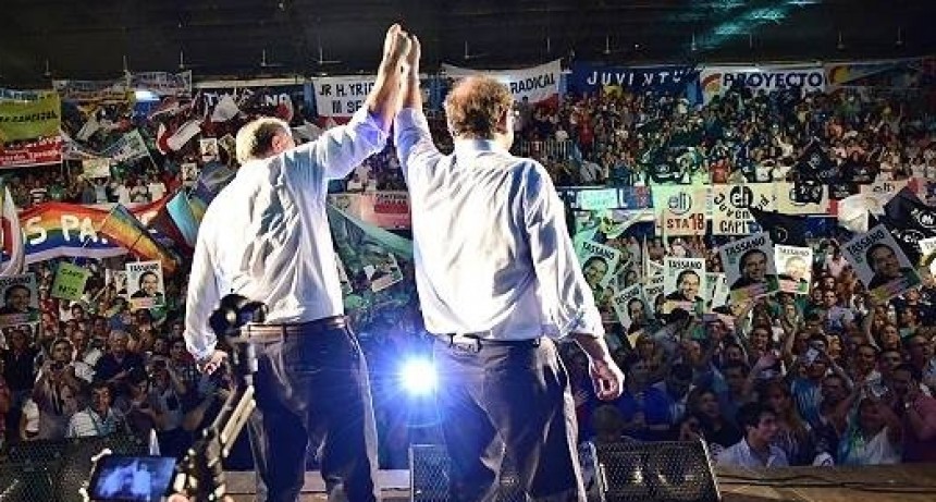 &iquest;Qu&eacute; pasa entre Ricardo y Tassano?.