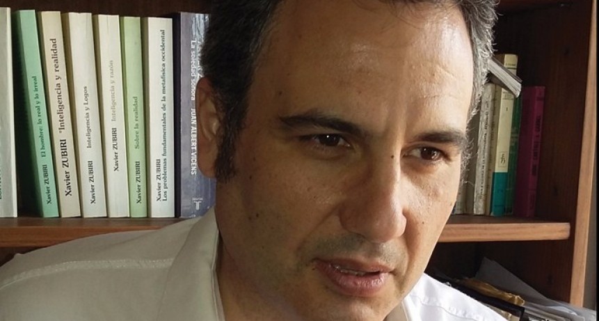 Di&aacute;logo con el polit&oacute;logo y doctrinario del pensamiento nacional Dr. Pablo Anzaldi. 