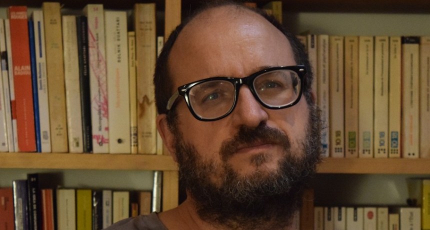  "Lo pol&iacute;ticamente subversivo tiene dificultades para disimularse". 