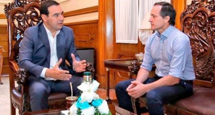 Urden la f&oacute;rmula Vald&eacute;s-Camau que anticipa, so pretexto paridad de g&eacute;nero, la disputa pol&iacute;tica 2021.