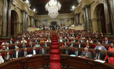 Parm&eacute;nides de Catalu&ntilde;a y la Rep&uacute;blica de Corrientes.