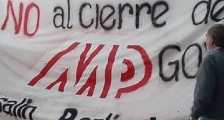 Fum&aacute;ndonos la Democracia, a prop&oacute;sito de la ida de Massalin.