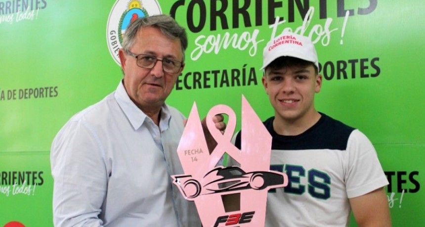 Jorge Terrile recibi&oacute; al piloto Benjam&iacute;n Traverso.