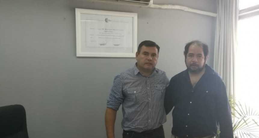 Las respuestas del Diputado Alejandro Aradas al &iacute;ndice democr&aacute;tico.