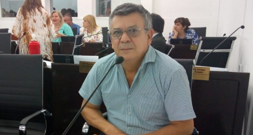 Las palabras del Diputado H&eacute;ctor Vega confeccionando el &iacute;ndice democr&aacute;tico.