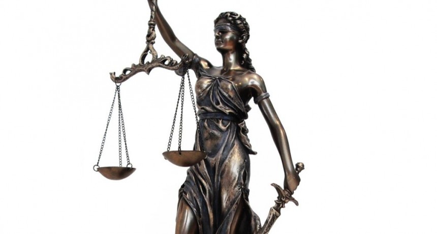  Del principio de inocencia y de independencia del poder judicial. (Por Viviana Ver&oacute;n de Gonz&aacute;lez Caba&ntilde;as. Abogada).